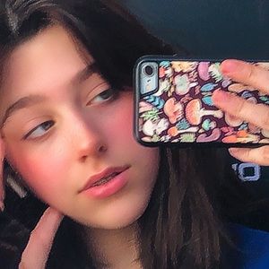 Meet your Posher, Madelyn